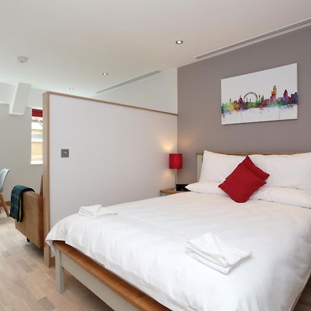 Barbican Serviced Apartments By Lovelystay Londra Esterno foto