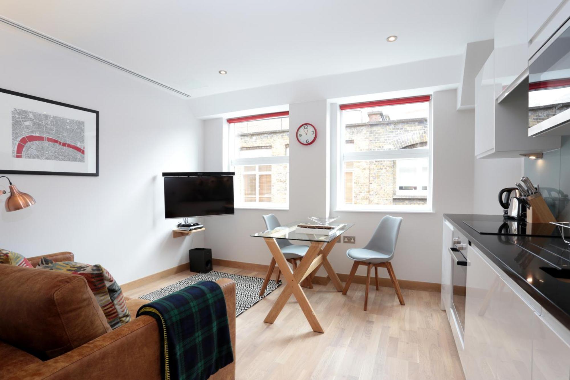 Barbican Serviced Apartments By Lovelystay Londra Esterno foto