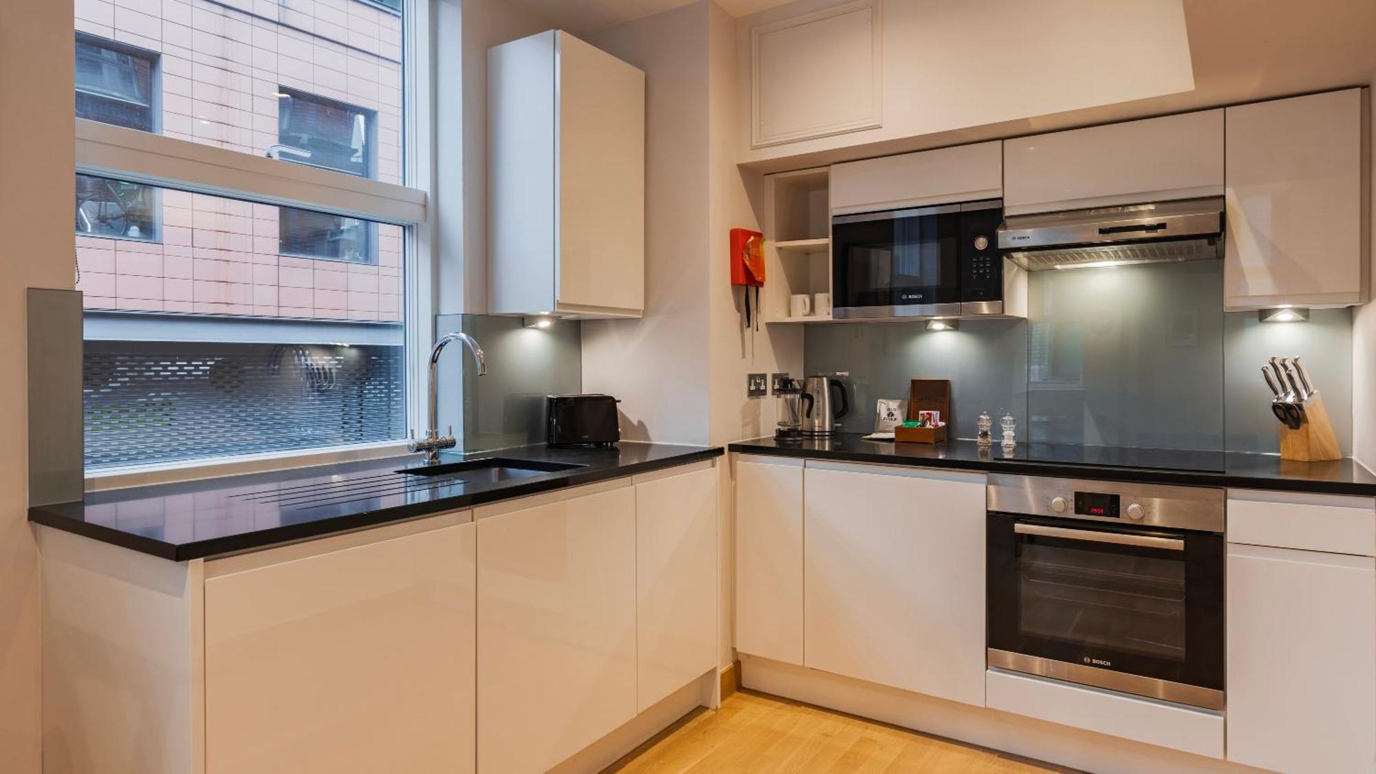 Barbican Serviced Apartments By Lovelystay Londra Esterno foto