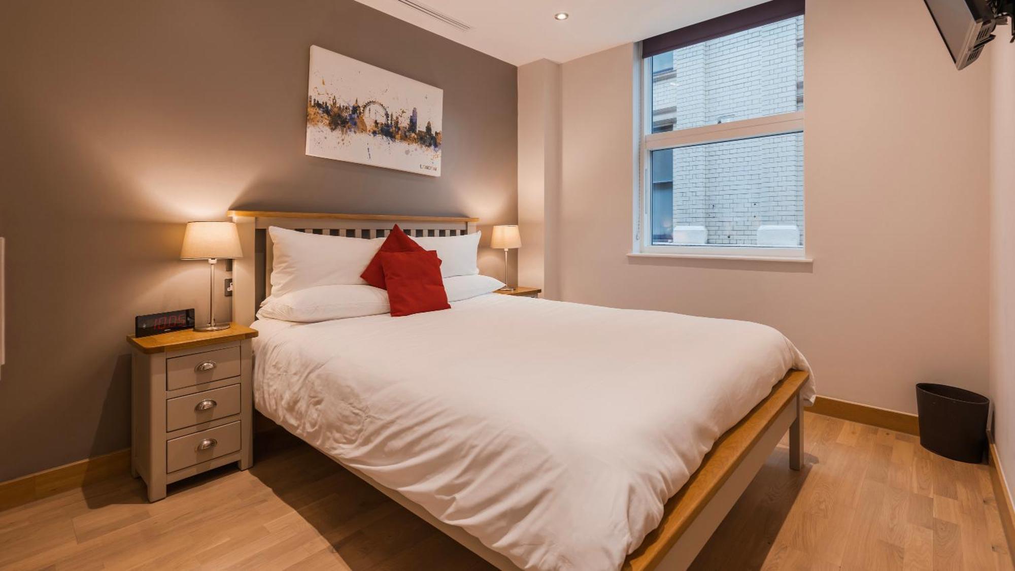 Barbican Serviced Apartments By Lovelystay Londra Esterno foto