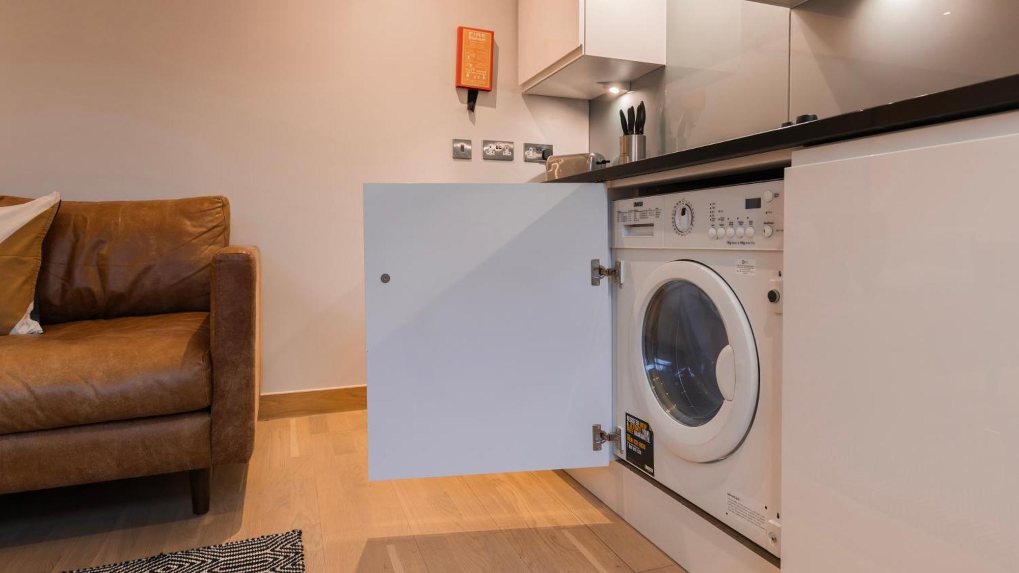 Barbican Serviced Apartments By Lovelystay Londra Esterno foto