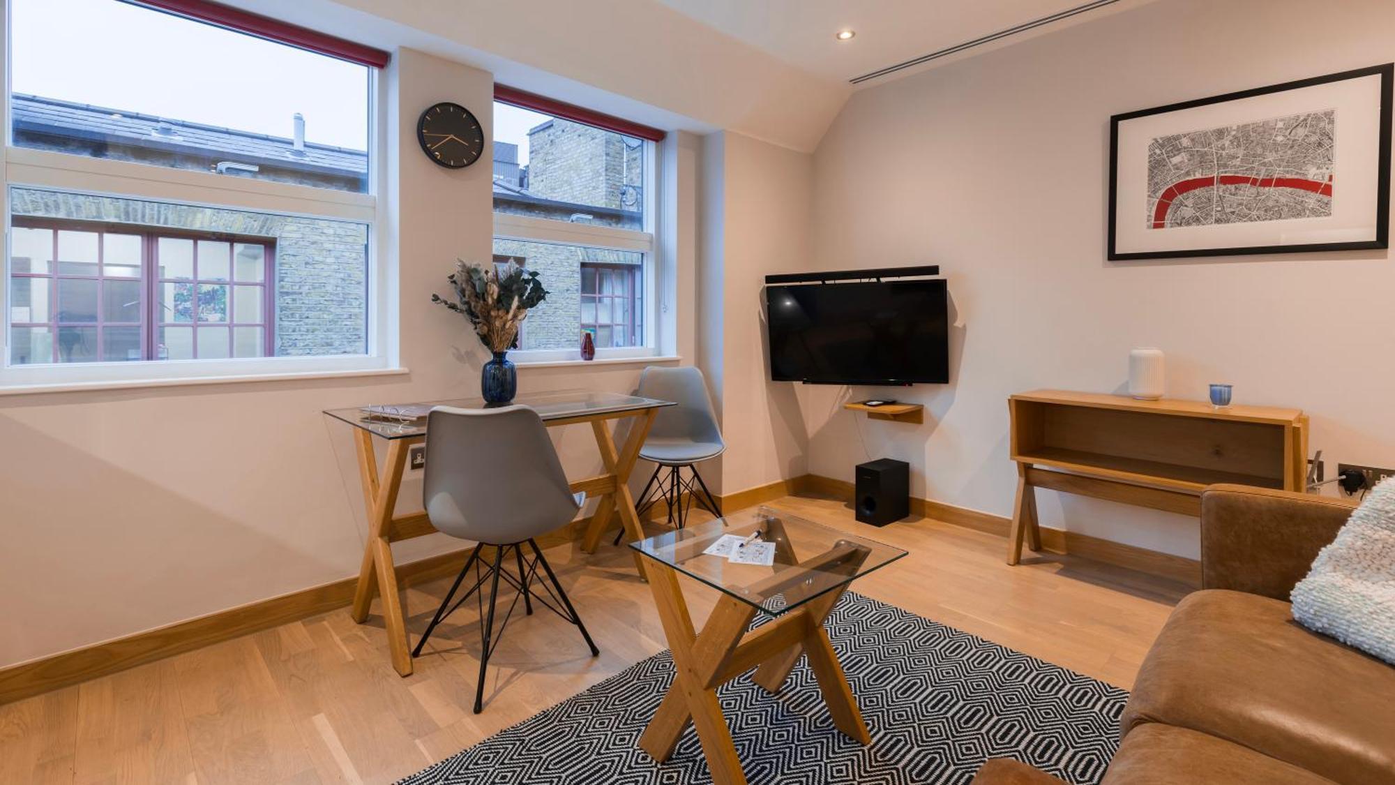 Barbican Serviced Apartments By Lovelystay Londra Esterno foto