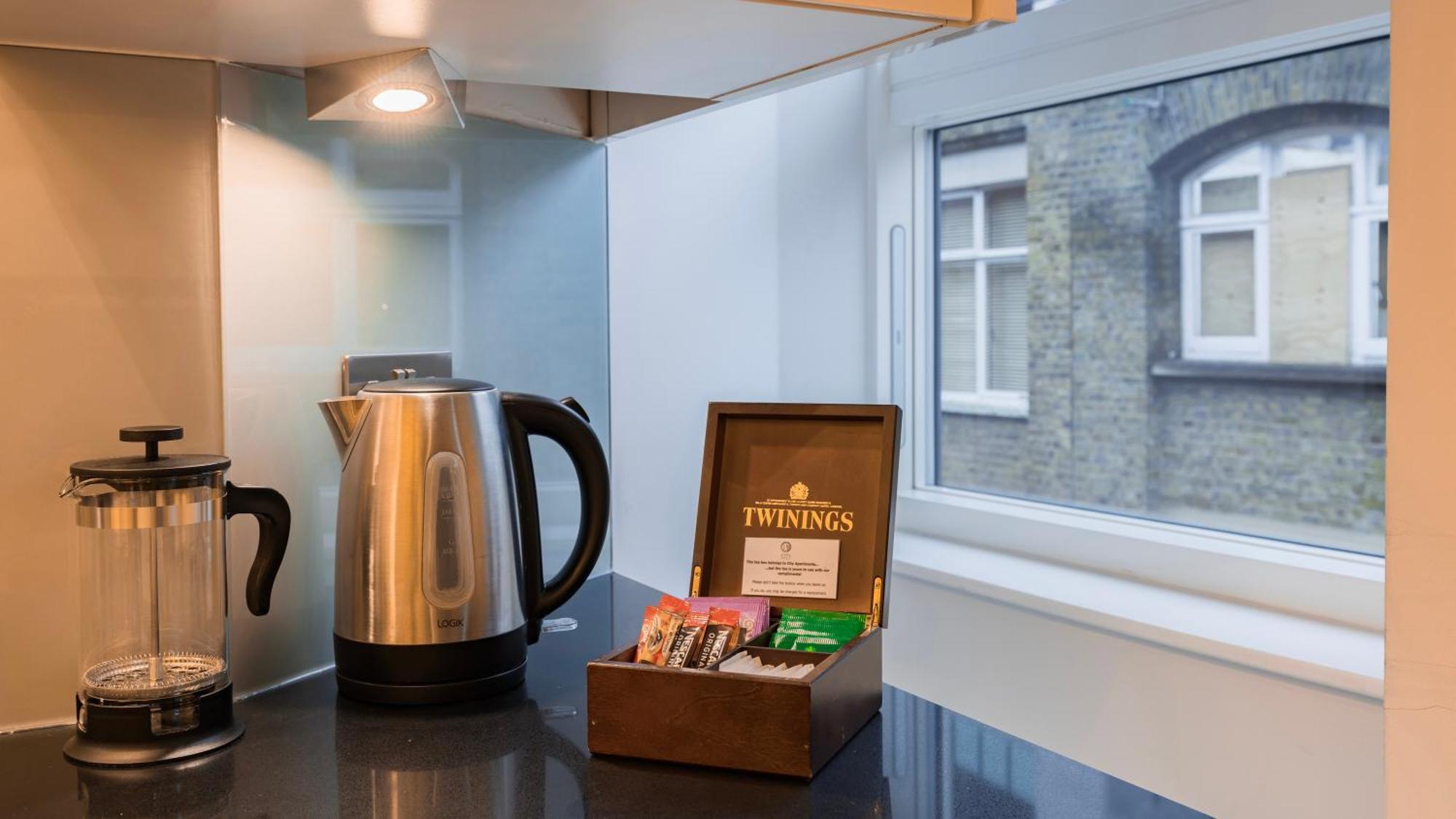 Barbican Serviced Apartments By Lovelystay Londra Esterno foto
